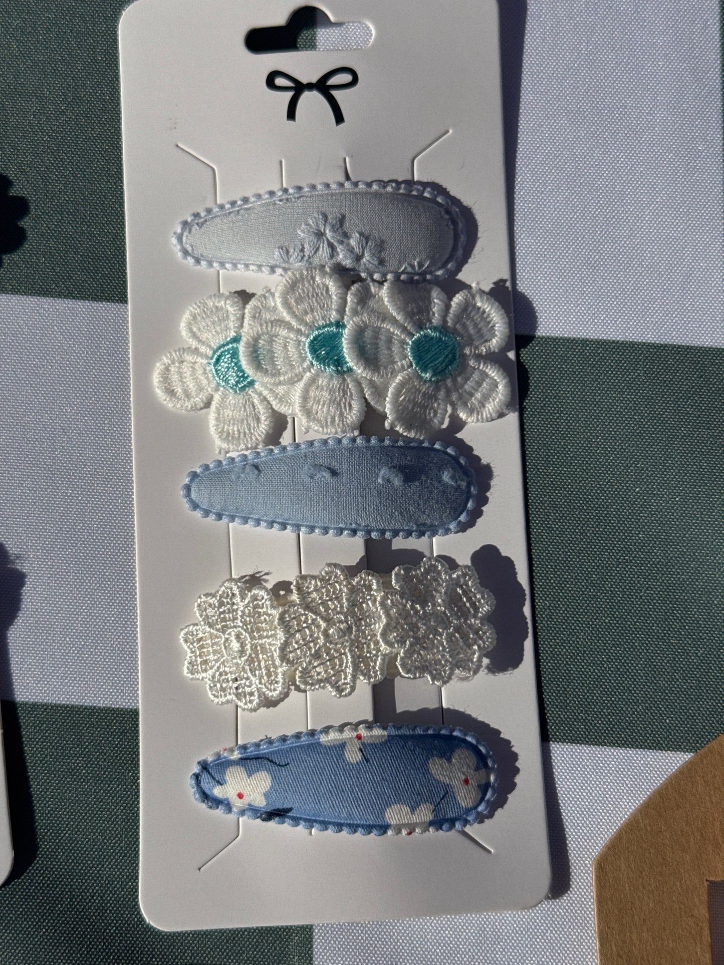 Floral hair clips