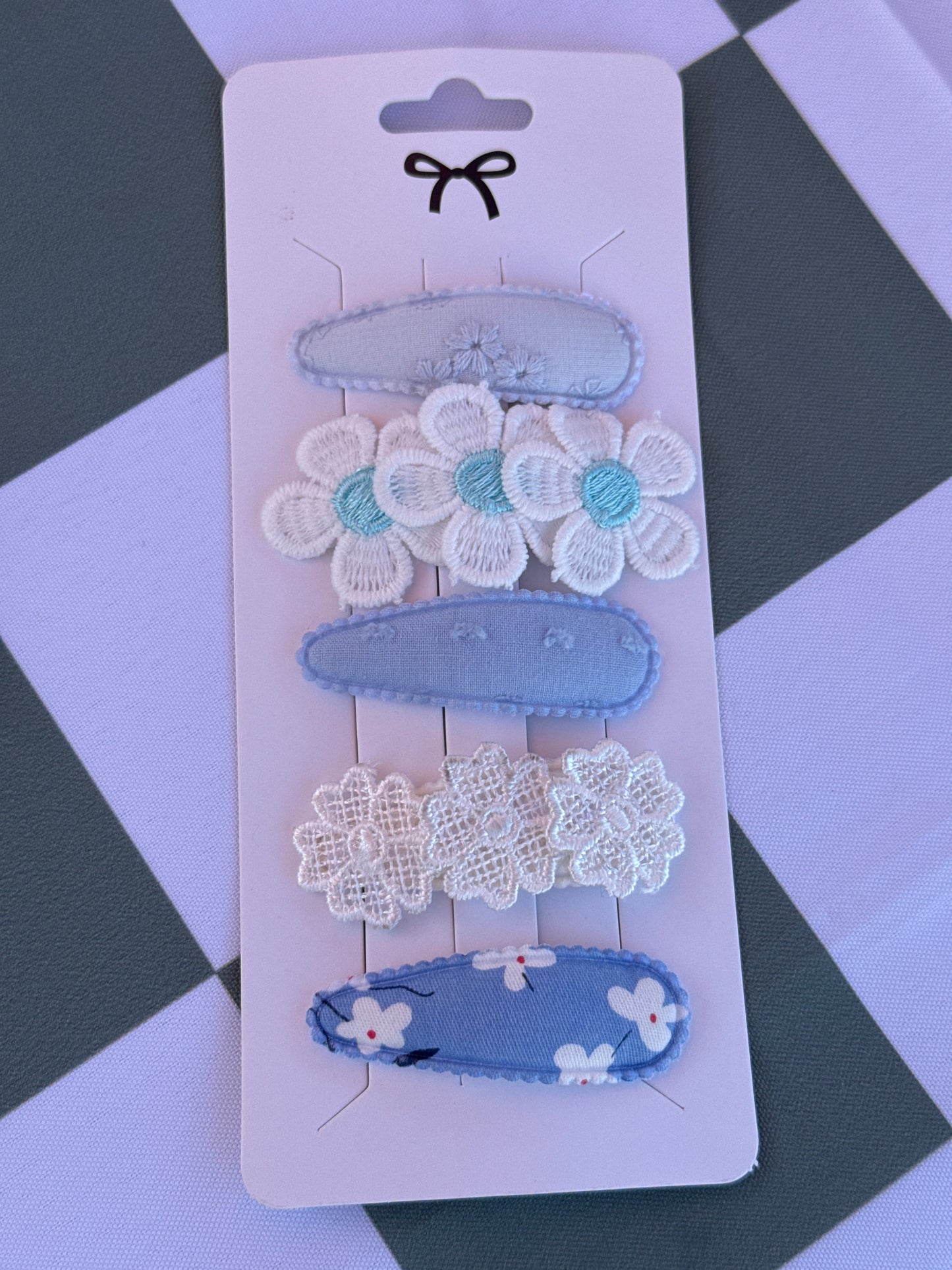 Floral hair clips